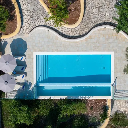 Architect's * Fiskardo